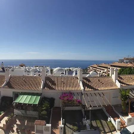 Residencia Albatros Ii * Playa Paraiso (Tenerife)